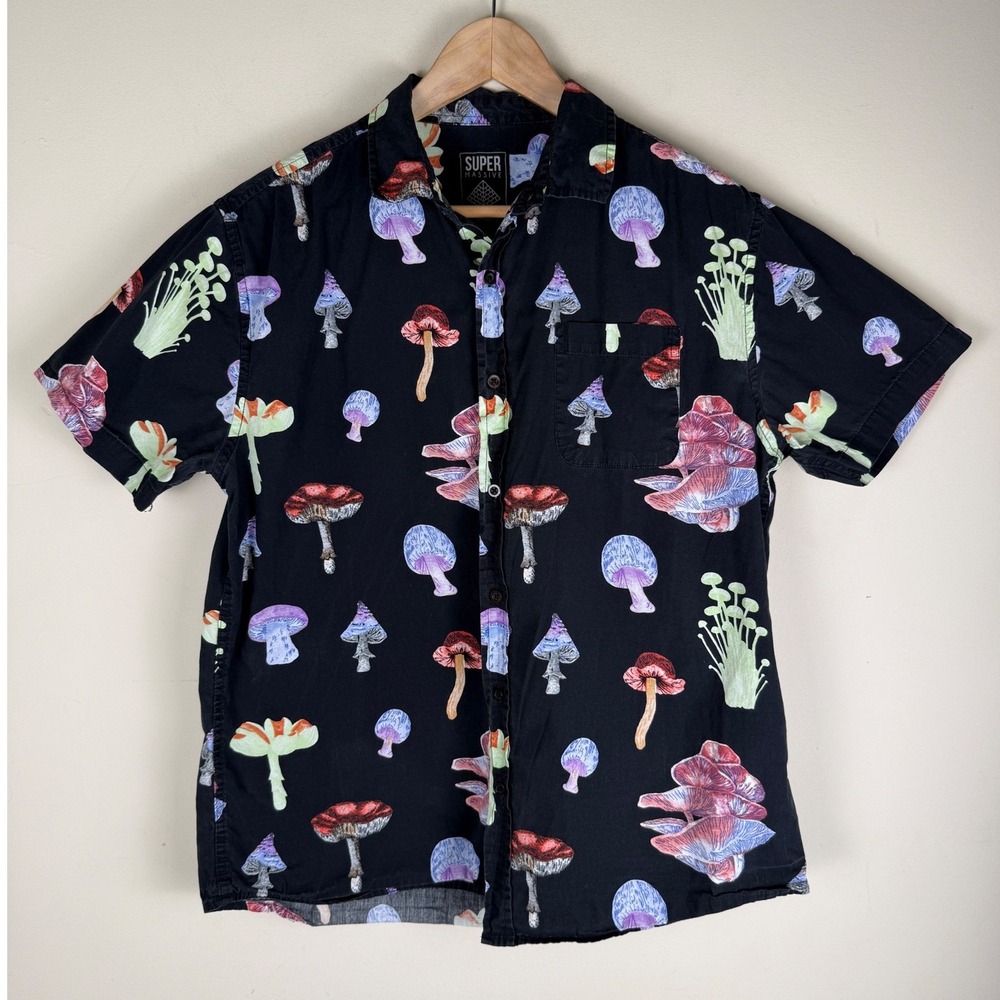 Super Massive Men's 100% Cotton Black Mushroom Print Short Sleeve Shirt Size LG